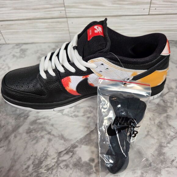 Nike SB Dunk Low Pro Tie Dye Raygun Black Men's 10.5 BQ6832-001 New DS OG All - Picture 9 of 11